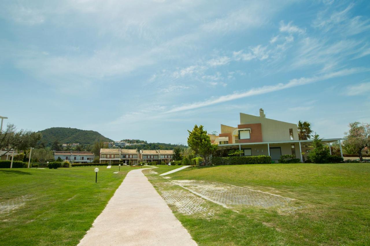 Villa Dihtia On The Sea Pefkochori Exterior foto