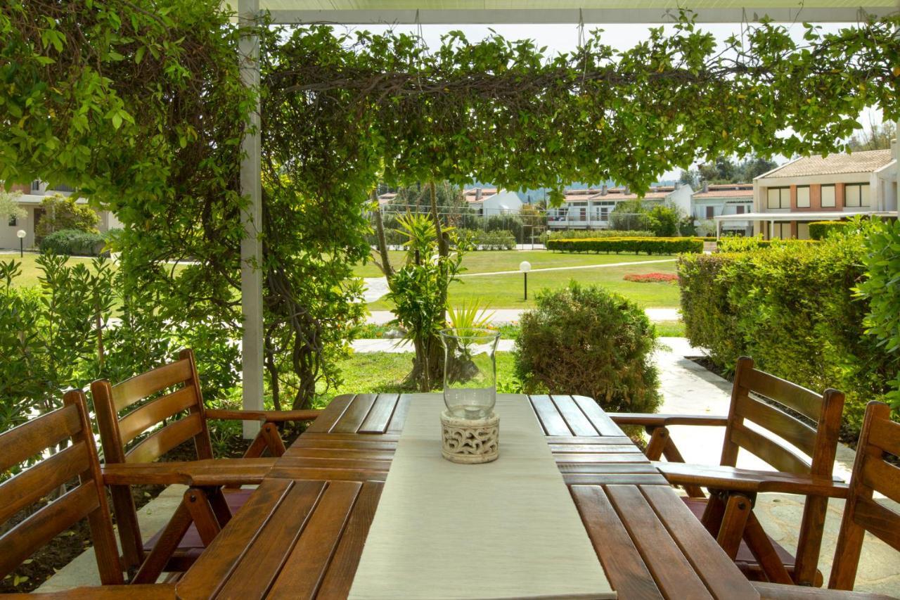 Villa Dihtia On The Sea Pefkochori Exterior foto
